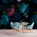 Fototapeten Bunte Blüten auf dunklem Hintergrund