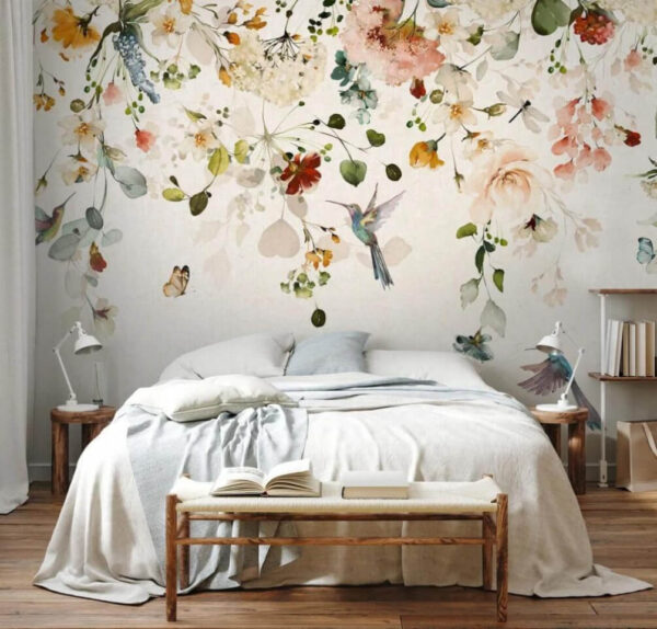 Ein Kolibri schwebt unter einem Blumenbogen Fototapeten Ein Kolibri schwebt unter einem Blumenbogen