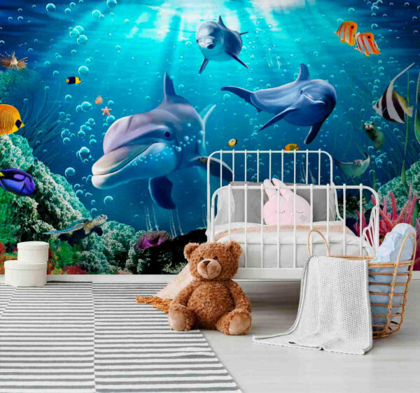 Delphin schwimmt im Wasser Fototapeten Delphin schwimmt im Wasser