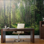 Fototapeten Schotterweg durch einen Wald