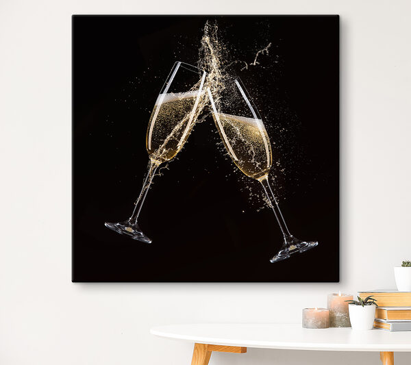 Ein Glas Champagner spritzt Wandbilder Ein Glas Champagner spritzt