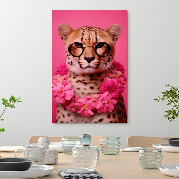 Leopard mit Brille und Blumenkette Wandbilder Leopard mit Brille und Blumenkette