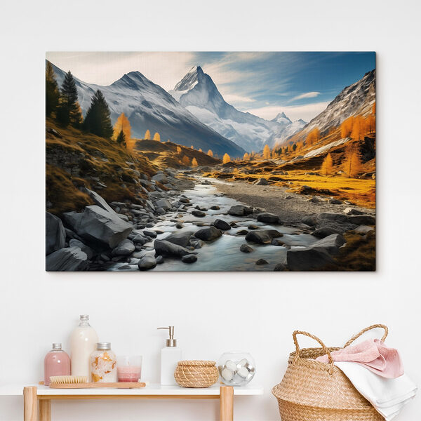 Ein Fluss fließt durch ein Tal mit Bergen im Hintergrund Wandbilder Ein Fluss fließt durch ein Tal mit Bergen im Hintergrund