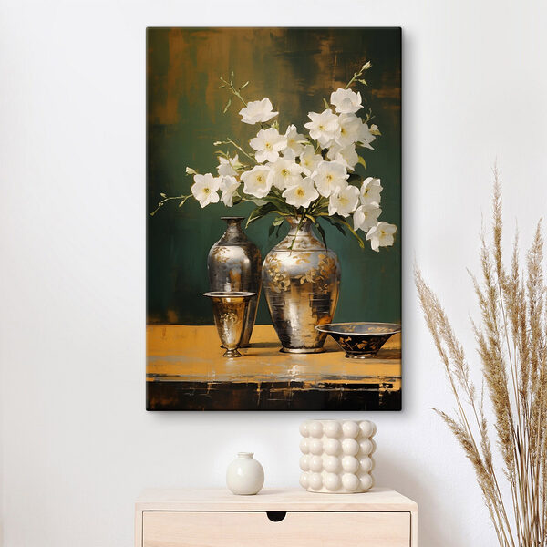 Vase mit weißen Blumen und einer Schale Wandbilder Vase mit weißen Blumen und einer Schale