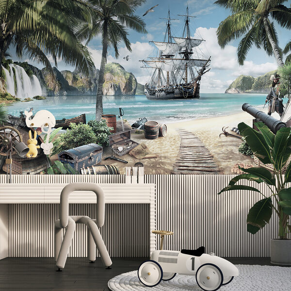 Piratenschiff vor Anker am malerischen Strand Fototapeten Piratenschiff vor Anker am malerischen Strand