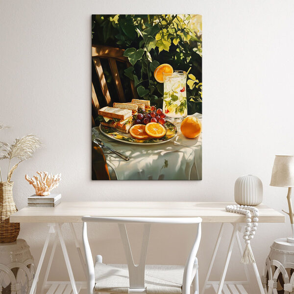 Teller mit belegten Brötchen und Obst auf einem Tisch Wandbilder Teller mit belegten Brötchen und Obst auf einem Tisch