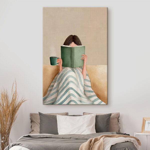 Wandbilder Frau, die ein Buch liest und eine Tasse in der Hand hält (Artikelnummer: s48114) Wandbilder Wandbilder Frau, die ein Buch liest und eine Tasse in der Hand hält (Artikelnummer: s48114)